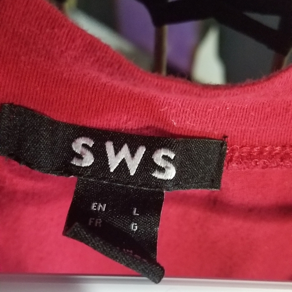 SWS red Tee - Picture 2 of 2